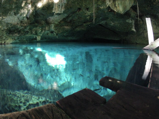 cenote-dos-ojos