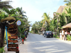 tulum beach road 2